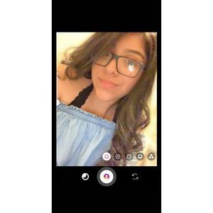 Meet your Posher, Fatima